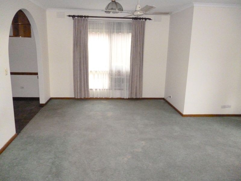 2/5-7 Fairfield Street, Cranbourne VIC 3977