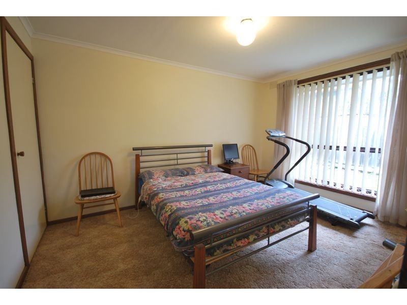 2/41 Lyall Street, Cranbourne VIC 3977