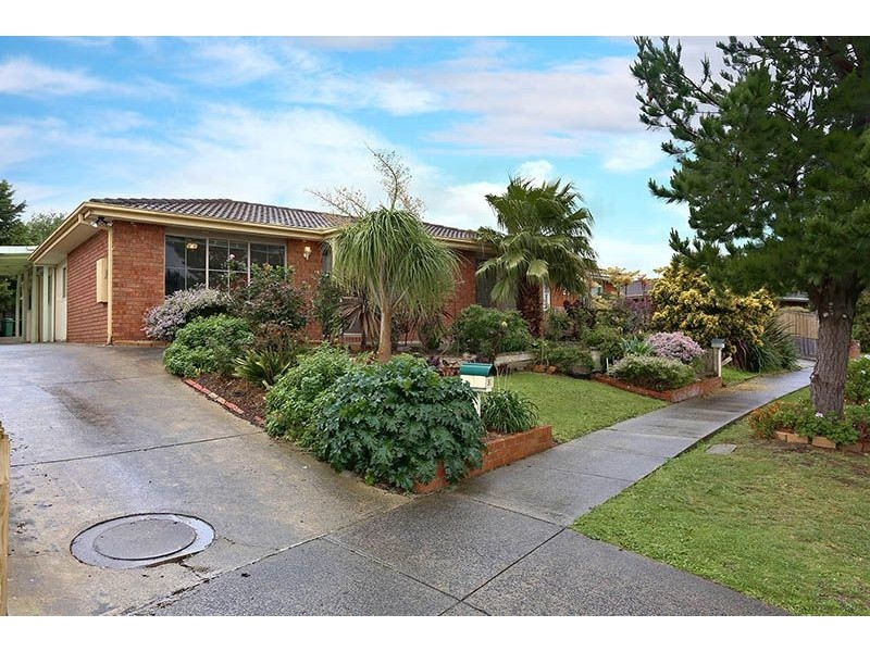 30 Amber Crescent, Narre Warren VIC 3805
