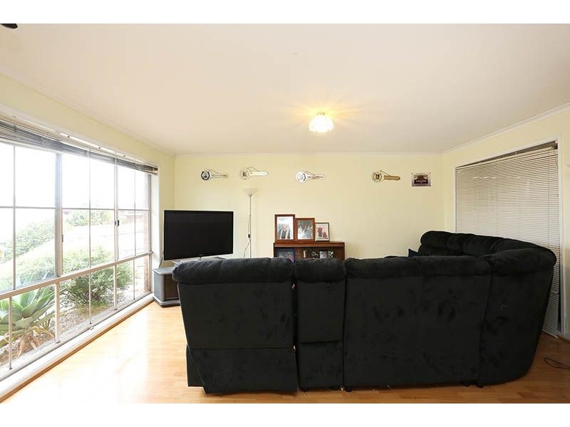30 Amber Crescent, Narre Warren VIC 3805