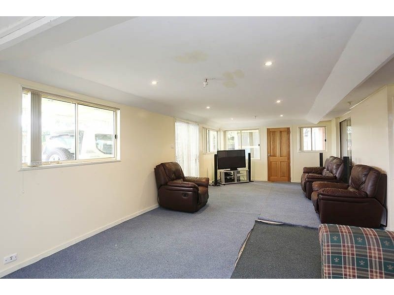 30 Amber Crescent, Narre Warren VIC 3805