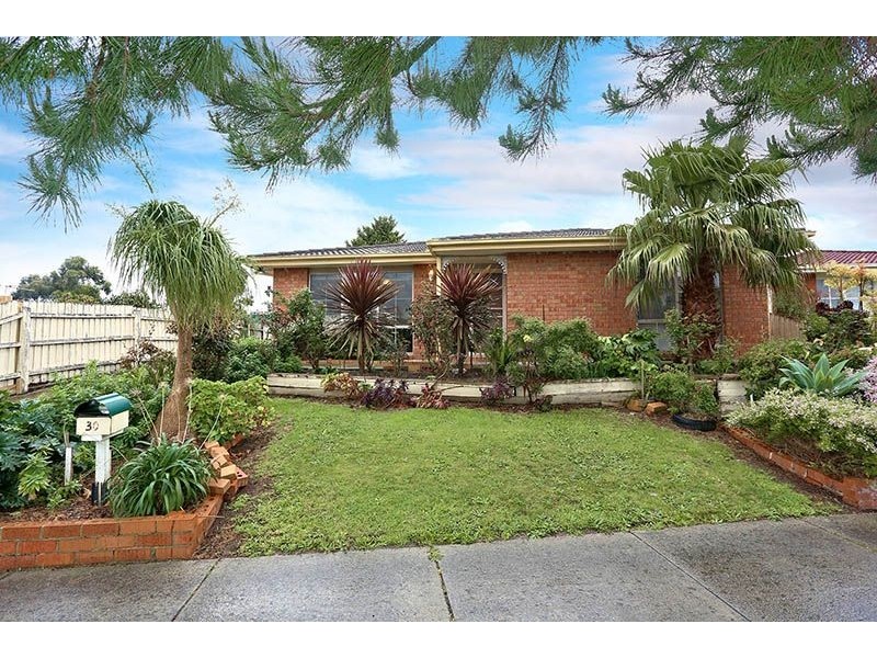 30 Amber Crescent, Narre Warren VIC 3805