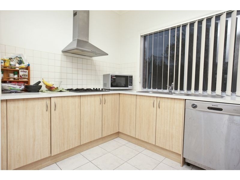 4 Elgin Mews, Cranbourne VIC 3977