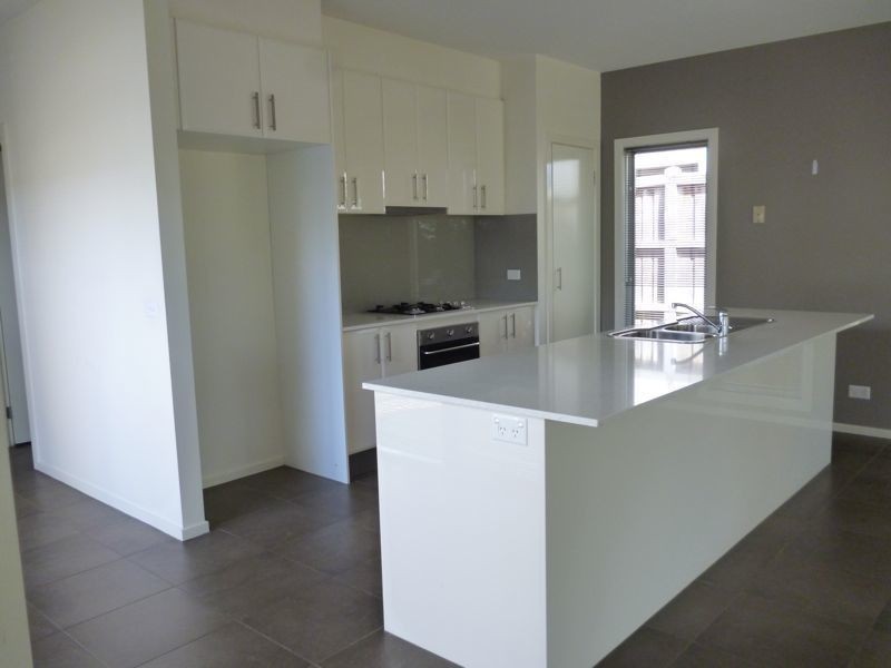 12 Waterhouse Way, Cranbourne South VIC 3977