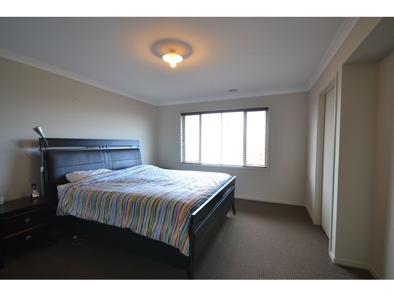 22 Everly Circuit, Pakenham VIC 3810