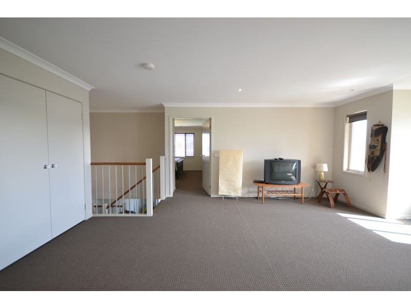 22 Everly Circuit, Pakenham VIC 3810