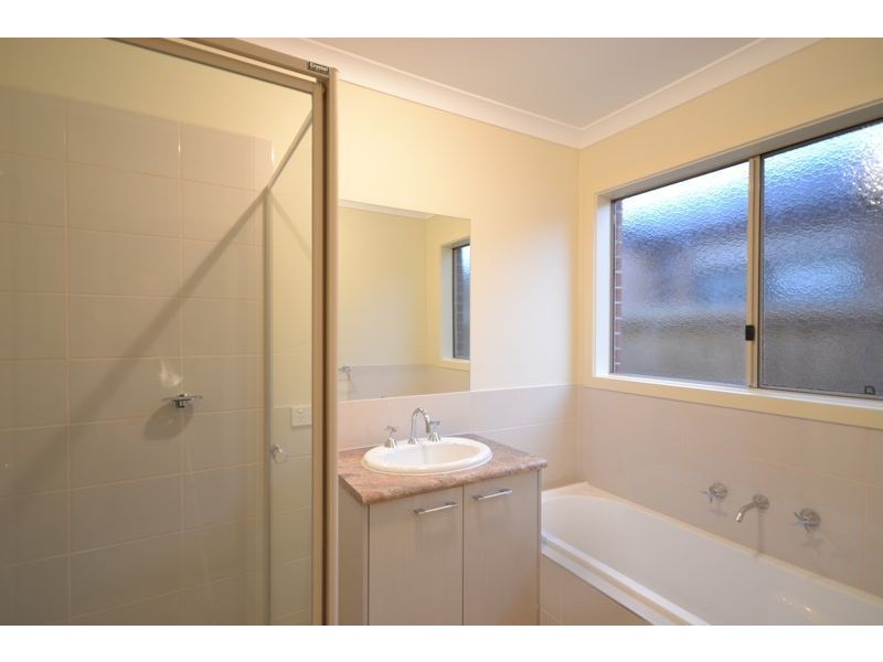 20 Cemetine Terrace, Cranbourne VIC 3977