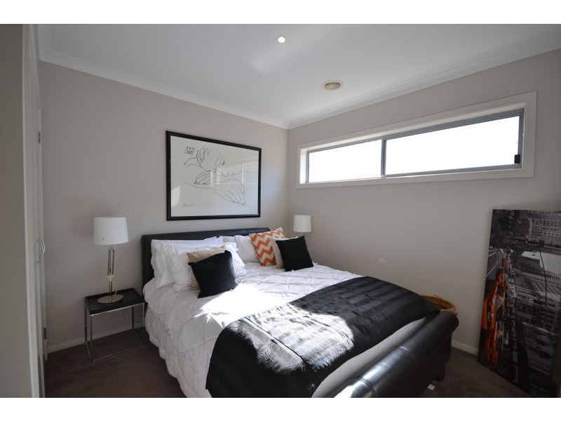 21 Powerscout Retreat, Cranbourne VIC 3977