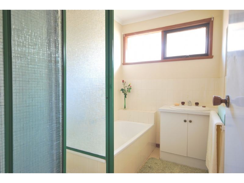 1/18 Brunt Street, Cranbourne VIC 3977