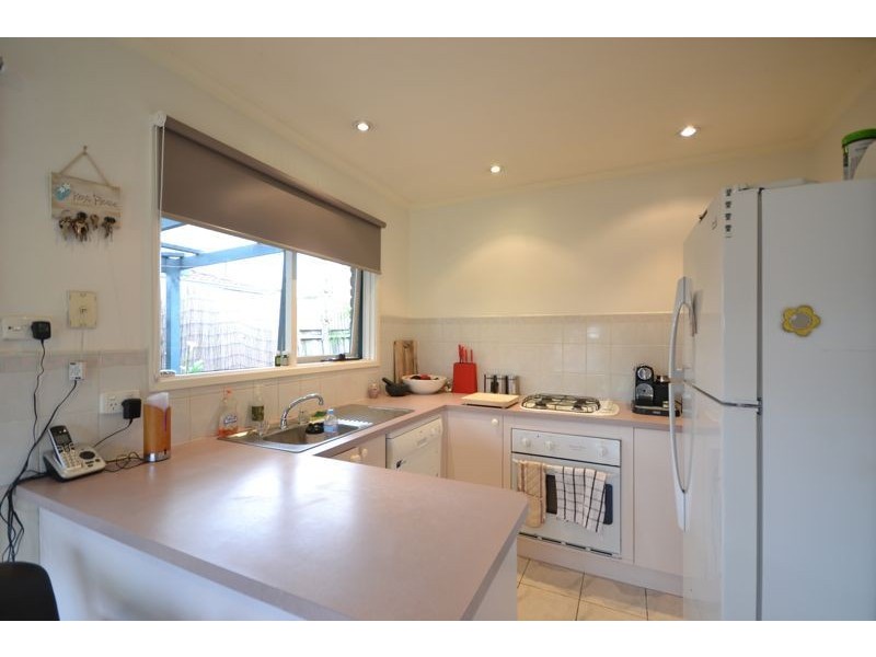 15 Rachel Drive, Cranbourne North VIC 3977