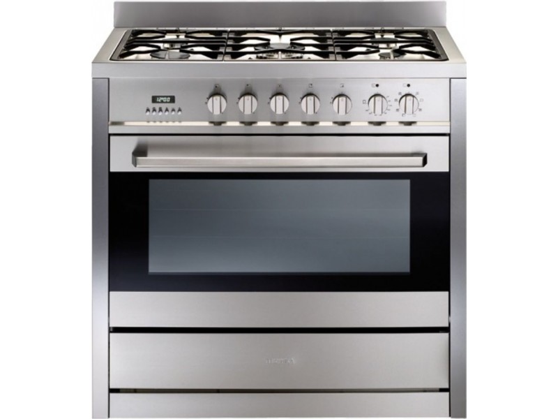 24 Wild Scotchman Way, Cranbourne East VIC 3977