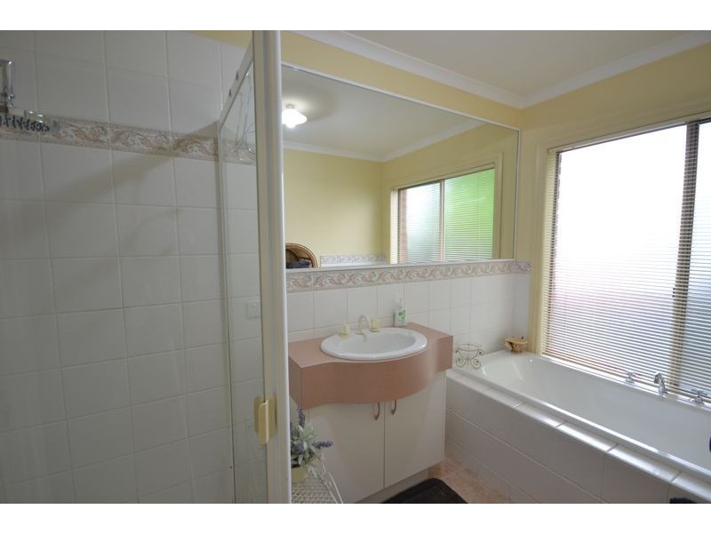 1 Coachwood Crescent, Narre Warren VIC 3805