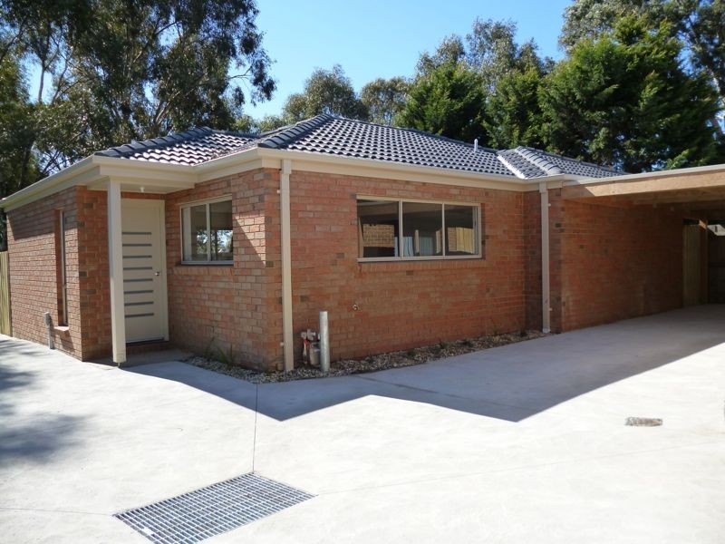 2/5 Thanos Court, Hampton Park VIC 3976