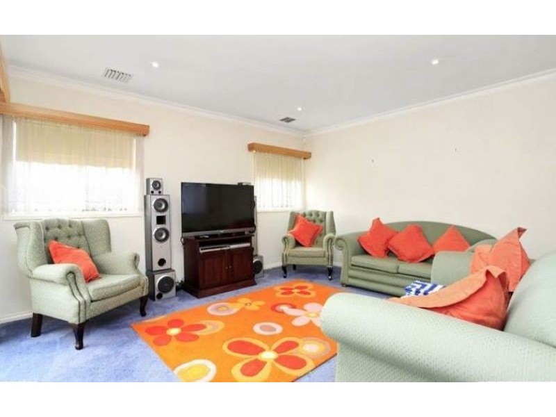 52 The Promenade, Narre Warren South VIC 3805