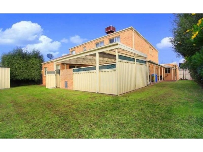 52 The Promenade, Narre Warren South VIC 3805