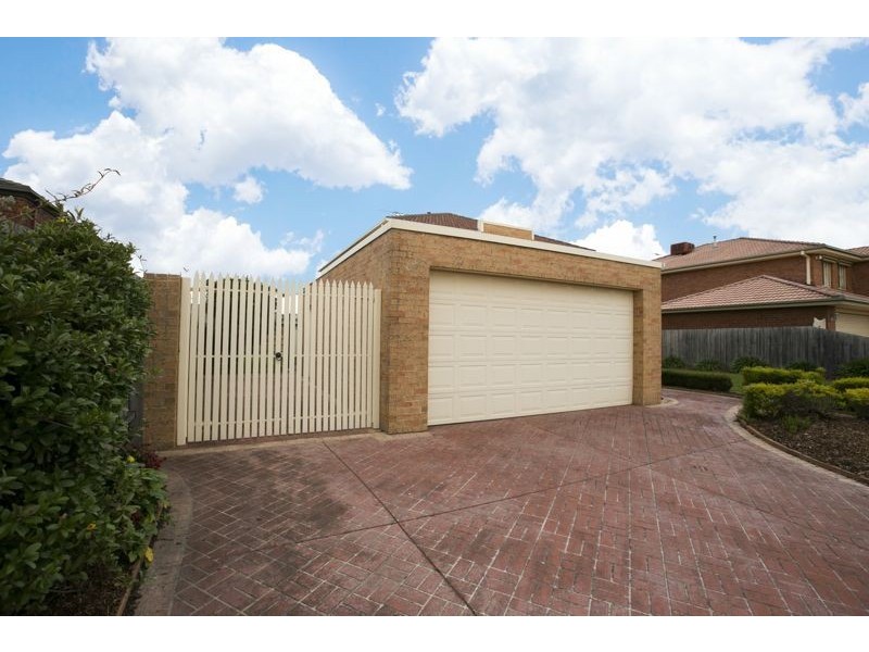 52 The Promenade, Narre Warren South VIC 3805