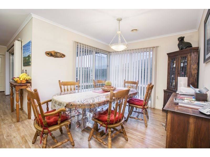 35 Middleham Close, Cranbourne West VIC 3977