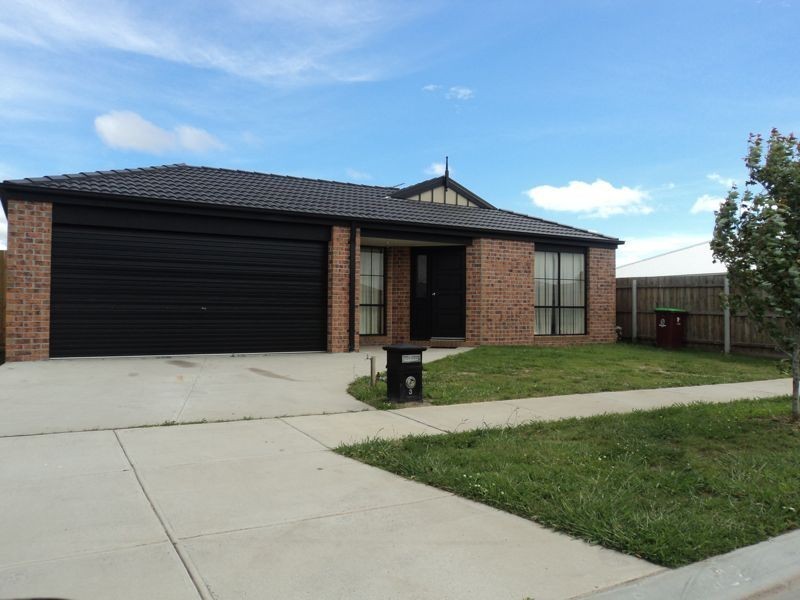 3 Danita Way, Cranbourne West VIC 3977