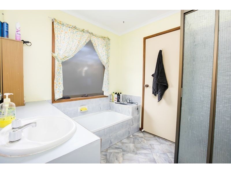 59 Lamont Crescent, Cranbourne VIC 3977