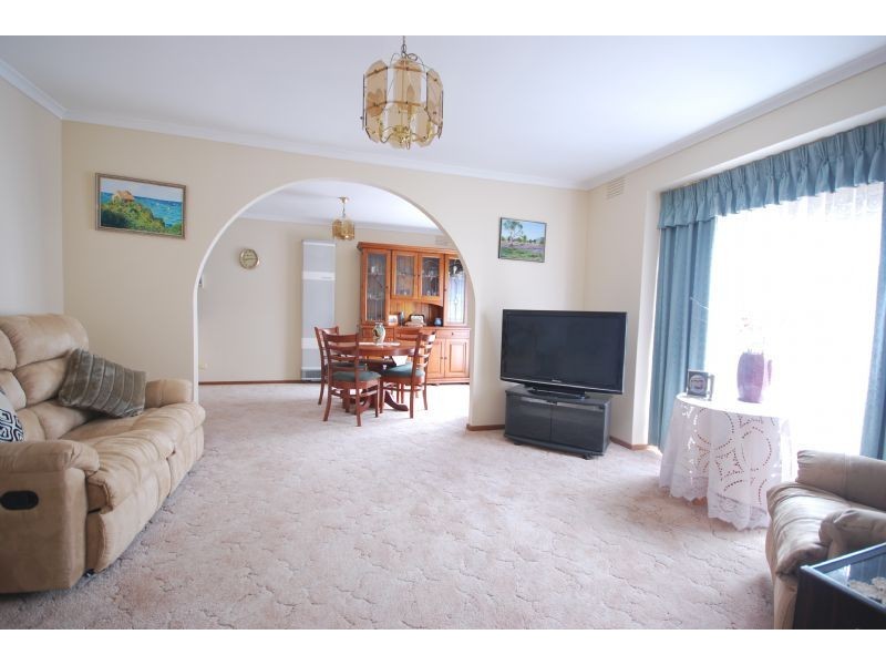 1/18 Brunt Street, Cranbourne VIC 3977