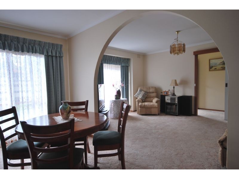 1/18 Brunt Street, Cranbourne VIC 3977