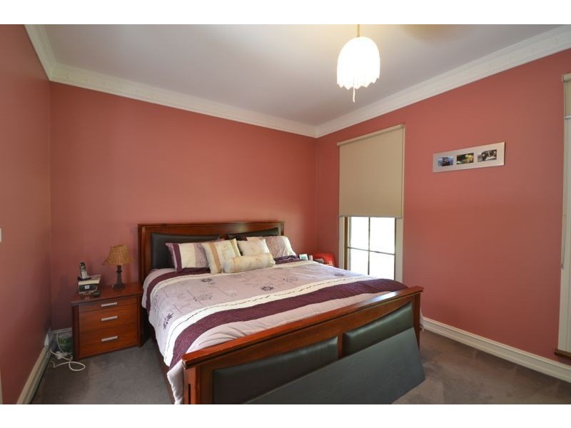 40 Worthing Road, Devon Meadows VIC 3977