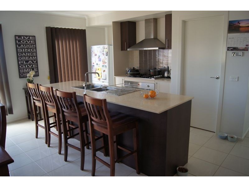 53 Mickleham Drive, Cranbourne VIC 3977