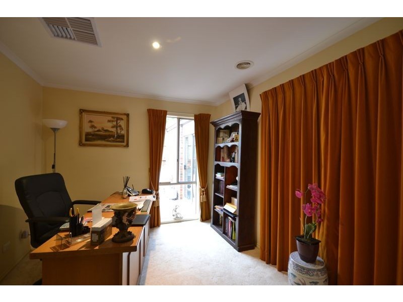 1 Coachwood Crescent, Narre Warren VIC 3805