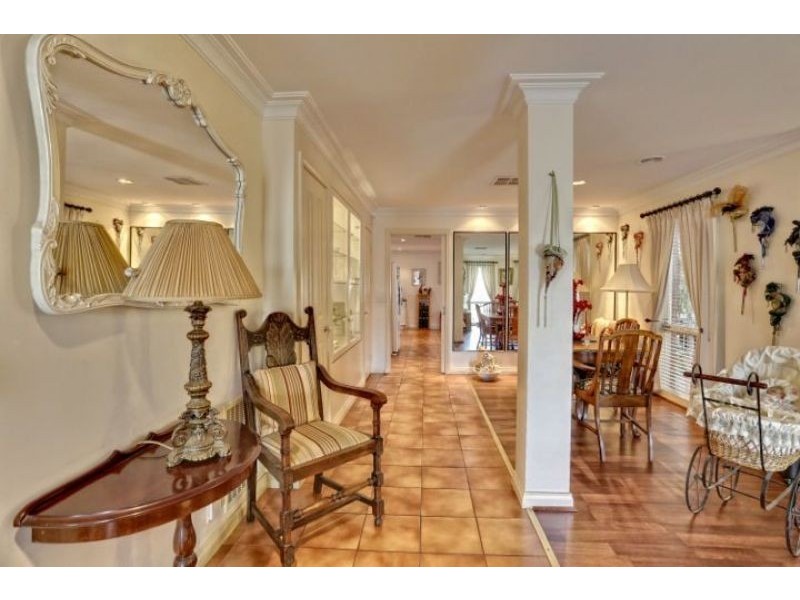 24 Drummer Lane, Narre Warren VIC 3805