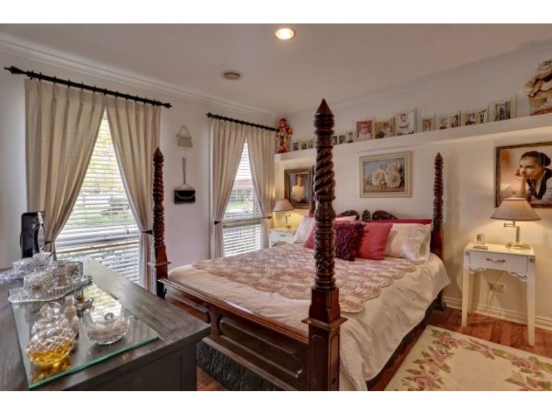 24 Drummer Lane, Narre Warren VIC 3805