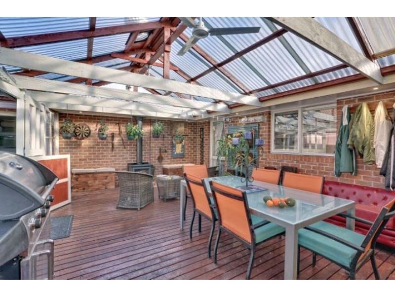 24 Drummer Lane, Narre Warren VIC 3805