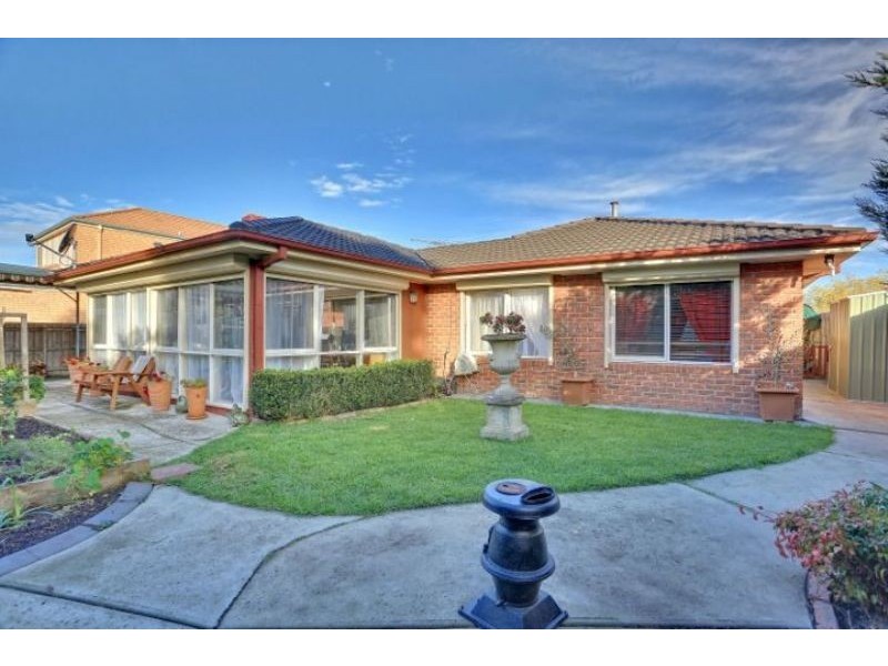 24 Drummer Lane, Narre Warren VIC 3805