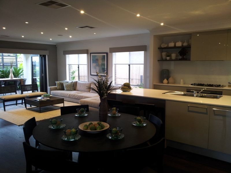 20 Dash Drive, Cranbourne East VIC 3977