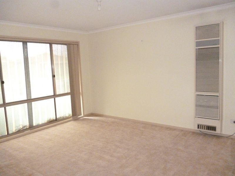 10 Coriyule Court, Cranbourne North VIC 3977