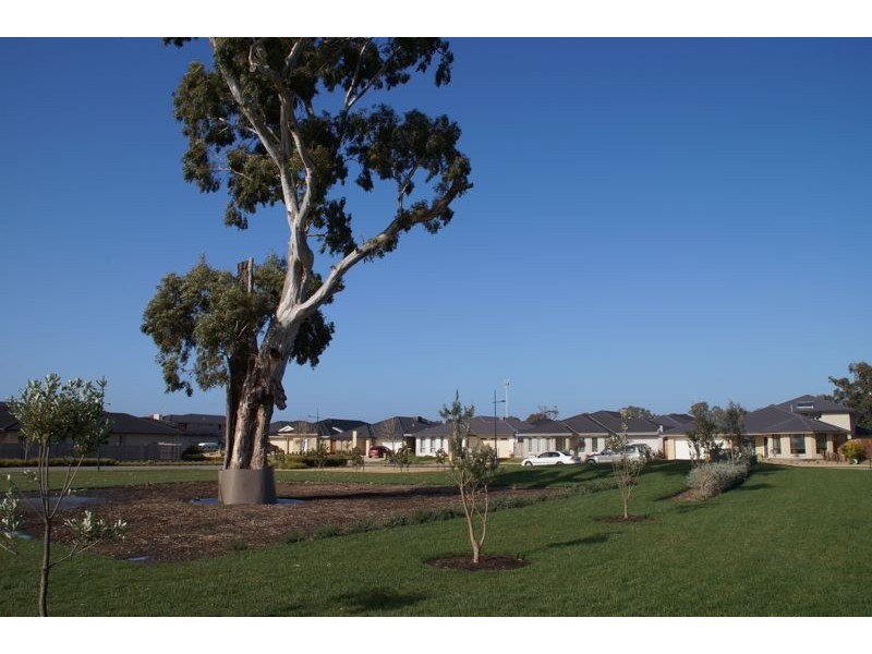 10 Penley Lane, Sandhurst VIC 3977