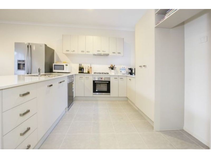 10 Penley Lane, Sandhurst VIC 3977