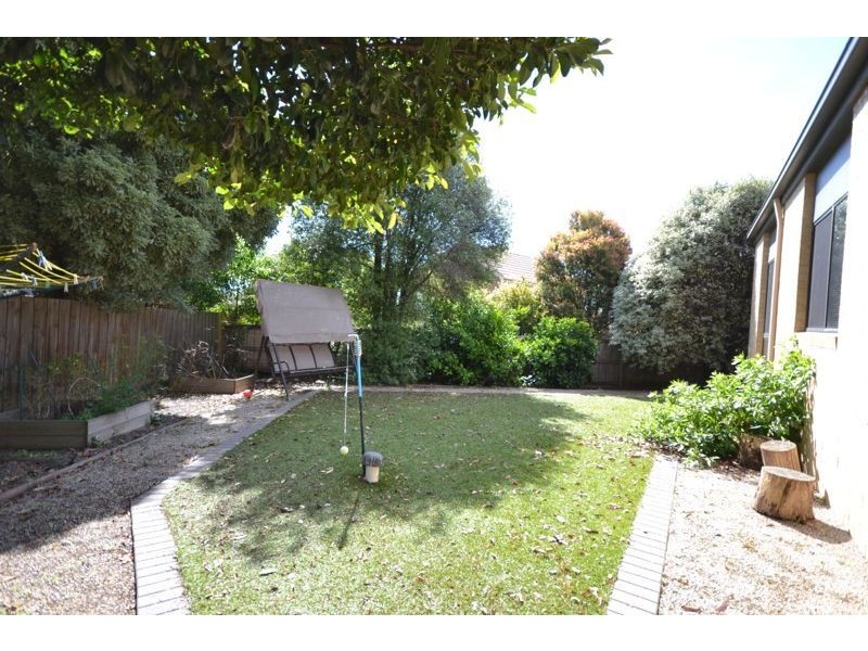 6 Malvern Place, Narre Warren VIC 3805