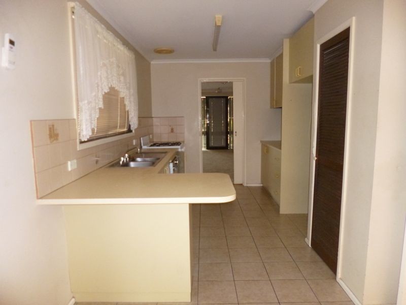 45 Fountain Drive, Narre Warren VIC 3805