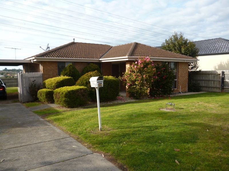 34 Lesley Drive, Hampton Park VIC 3976