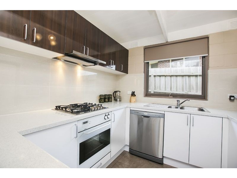 31 Spring Road, Junction Village VIC 3977