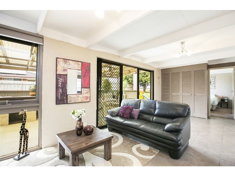 31 Spring Road, Junction Village VIC 3977