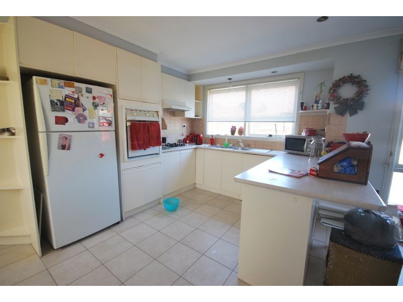 67 Hoysted Avenue, Cranbourne North VIC 3977
