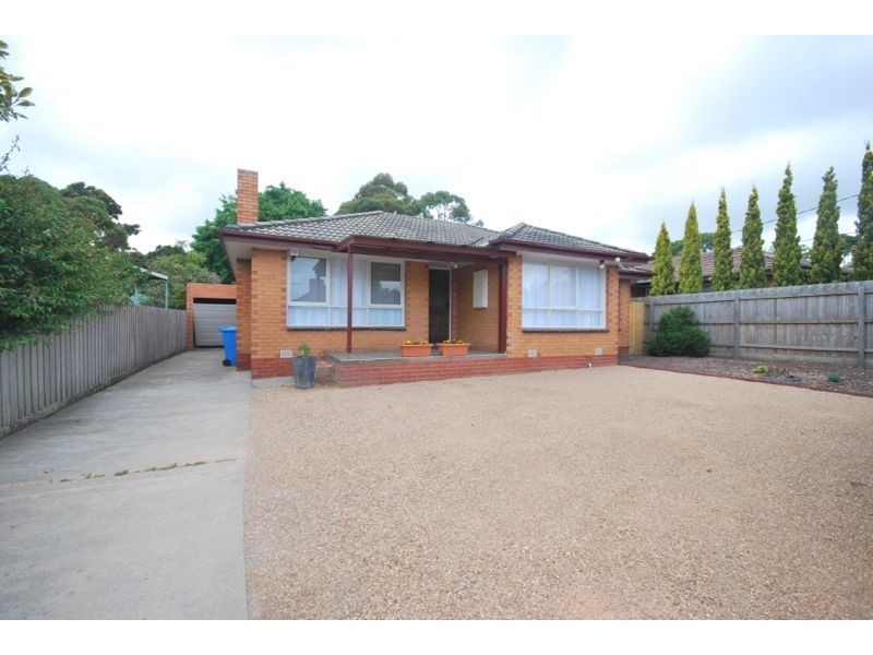 6 Hudson Street, Cranbourne VIC 3977