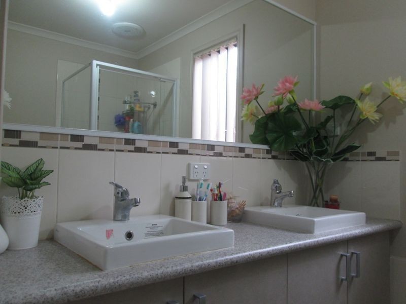 35A Tomasetti Crescent, Narre Warren VIC 3805