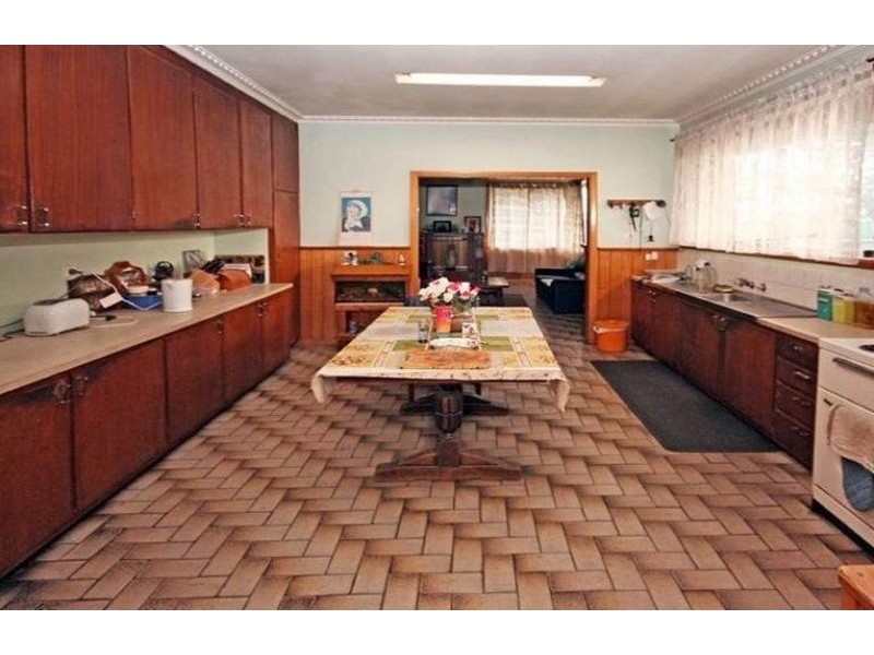 1 Heather Grove, Cranbourne East VIC 3977