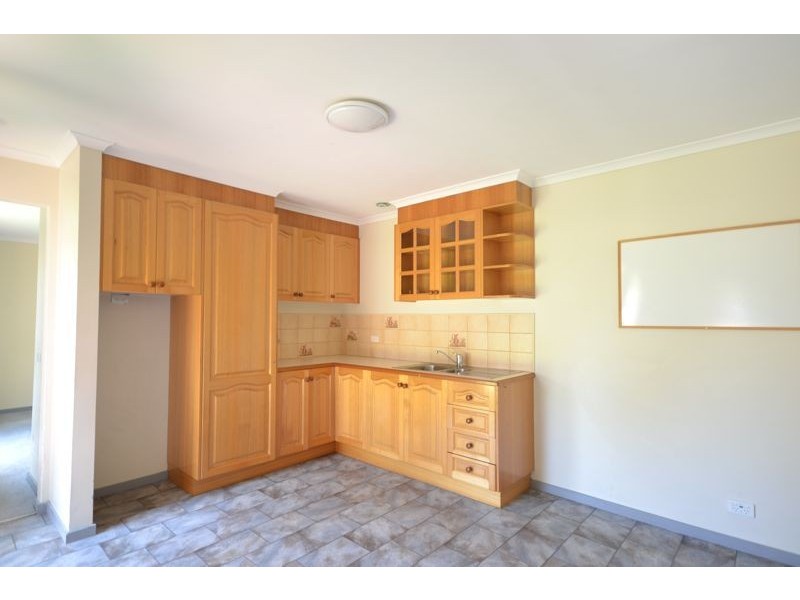 5 Yew Court, Cranbourne North VIC 3977