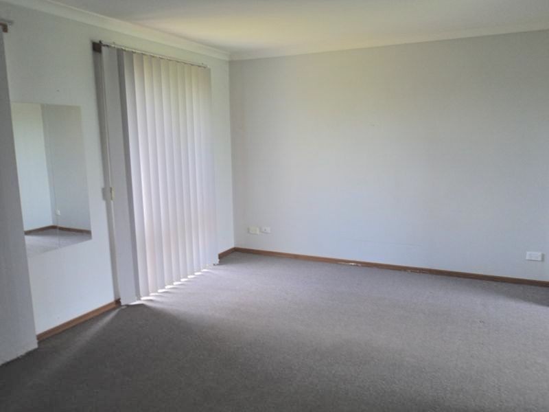 34 Lesley Drive, Hampton Park VIC 3976