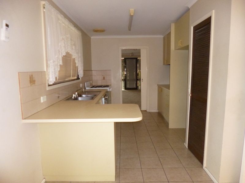 45 Fountain Drive, Narre Warren VIC 3805