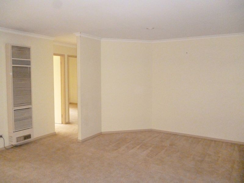 10 Coriyule Court, Cranbourne North VIC 3977