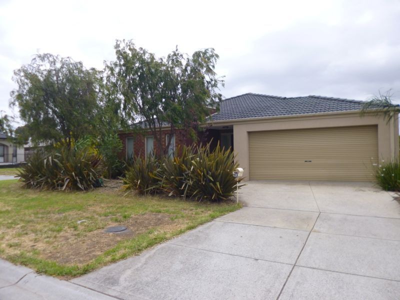 13 Red Mallee Court, Lyndhurst VIC 3975